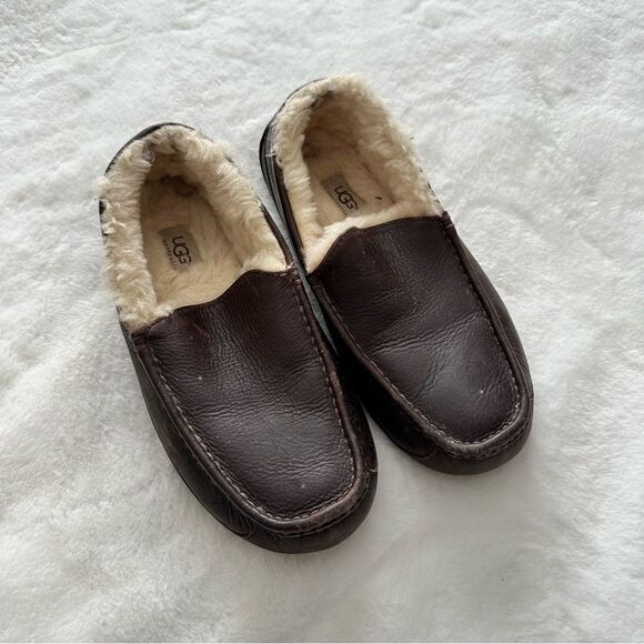 Ugg Australia Men’s Ascot Leather Slipper Size 8 - Picture 1 of 8